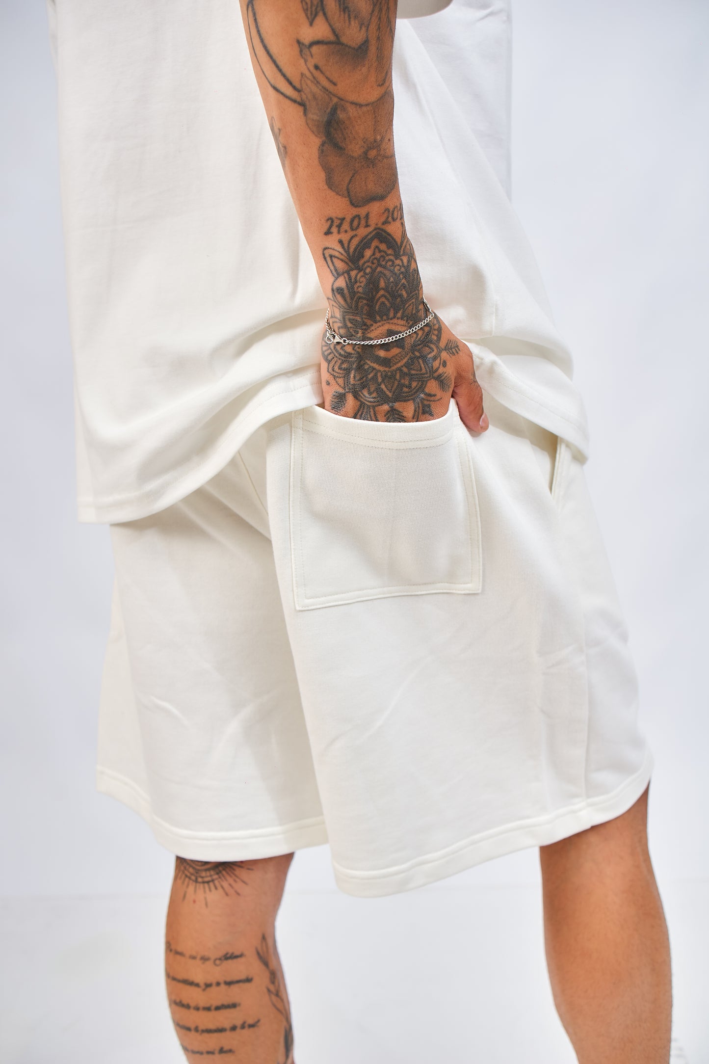 Short Tigre Hueso