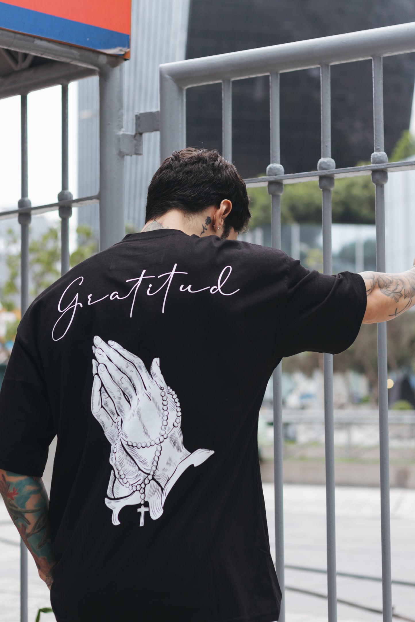 Polo Oversize - Gratitud Negro