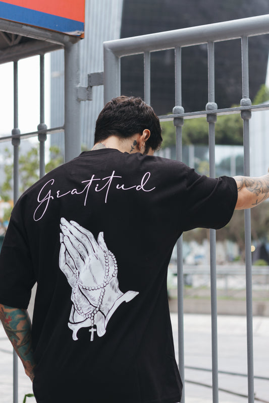 Polo Oversize - Gratitud Negro